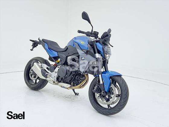 BMW F 900 R BMW F 900 R